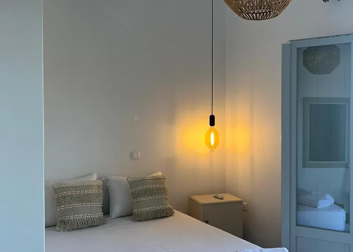 Cavo Ventus Naxos City